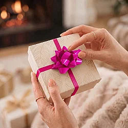 Fuchsia Gift Bows - No:2 - 1