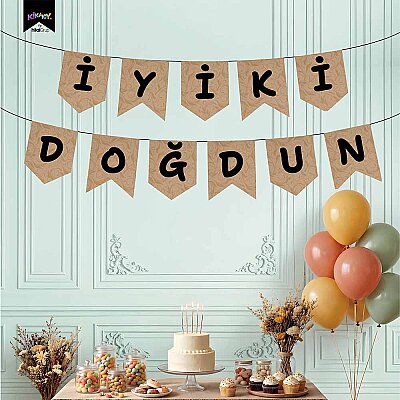 İyi ki Doğdun Kraft Zemin Siyah Harf Afiş - 1