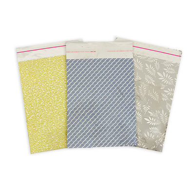 Metallic Patterned Mailing Box 20x25 - 1